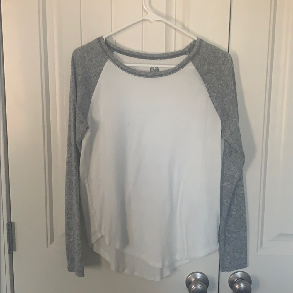 white long sleeve shirt with gray sleeves